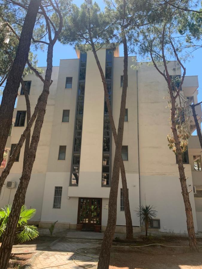 Aparthotel Arberia *